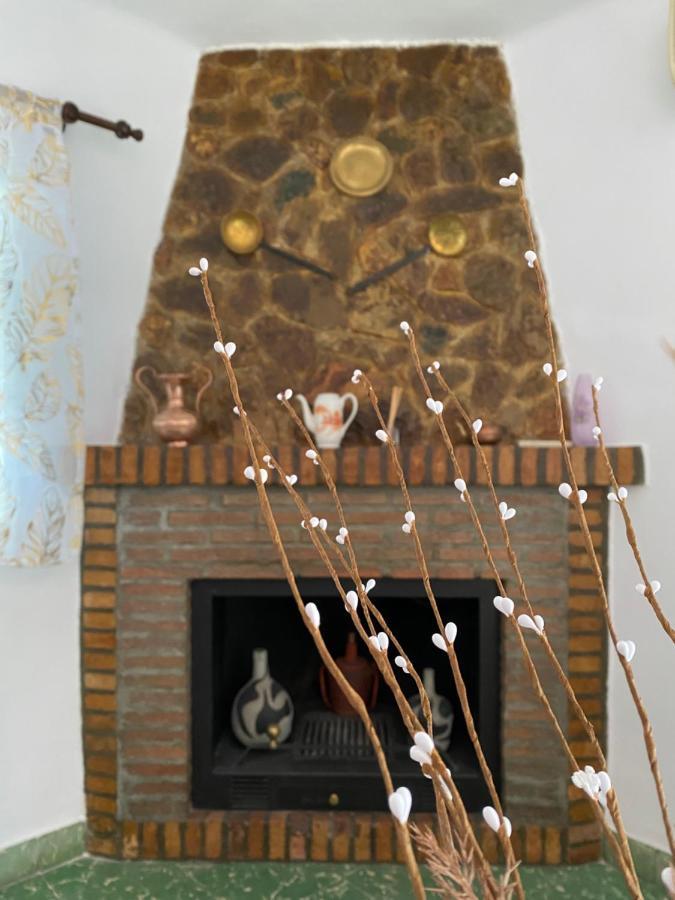 Casita Rural La Rosa De La Huerta Con Chimenea Interior Apartment Monachil Exterior foto